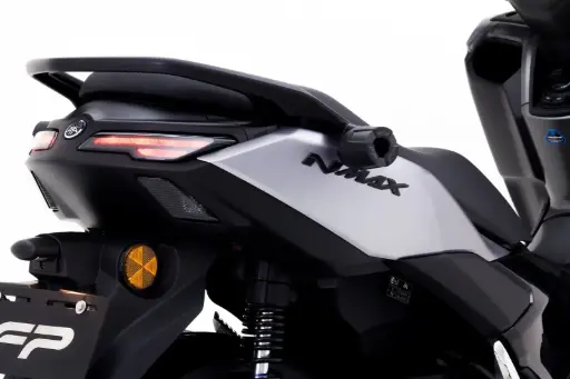 [PN008531] SLIDER NMAX V3 TRASERO YAMAHA V3 P.2-J-F.3